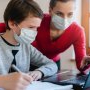 Ce trebuie să facă părinţii care vor numai şcoală online pentru copiii lor