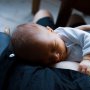 Confesiuni de mamă: oboseala după naștere, când ajungi să te întrebi de ce ai făcut un copil și daca ești potrivită în acest rol