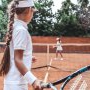 Cel mic visează la o carieră în tenis? Uite care sunt echipamentele necesare