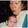 Viața dramatică a Evei, fetița cu HIV adoptată de un cuplu de americani dintr-un orfelinat de pe Valea Jiului în 1990