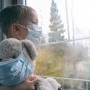 Noua tulpină de coronavirus este periculoasă pentru copii? Ce trebuie să ştie părinţii