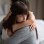 Copiii sănătoși devin greu adoptabili în acte. Cum se ocupă angajații de la Protecția Copilului de adopții
