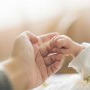 S-au descoperit anticorpi Covid la un nou-născut, după ce mama lui a fost vaccinată cu prima doză în sarcină