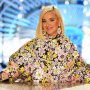 Primele poze cu Katy Perry în costum de baie după ce a născut. Vedeta nu își ascunde burtica