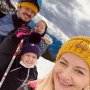 Ce familie frumoasă are Mihai Petre! Este tătic fericit de două fetițe superbe