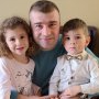 Lucian Bute, prima poză publică alături de copiii săi! Cât sunt de drăgălași!