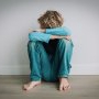 Un copil de 13 ani a sunat la 112 pentru a fi salvat de bătăile primite de la tatăl său