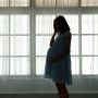 O femeie din Iași îi acuză pe medici de malpraxis, după ce bebelușul ei s-a născut mort