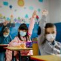 Avertismentul medicilor: ”Valul 3 e altceva! Sunt clase întregi de copii pozitivi!” Se închid iar școlile?