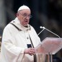 Papa Francisc: „Unii nu vor să aibă copii. Dar au câini și pisici care iau locul copiilor. Asta ne ia umanitatea”