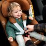 La plimbare cu bebe! Ce model de scaun auto trebuie să alegi pentru siguranța și confortul copilului