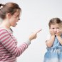 3 tipuri de parenting care duc la copii anxioși