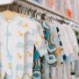 7 sfaturi pentru alegerea hainelor pentru nou-născuți