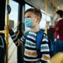 Un băiețel cu autism care nu putea vorbi a fost uitat în autobuzul școlii