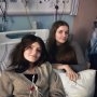 Două surori gemene au aceleași simptome specifice cancerului, deși numai una din ele a primit diagnosticul