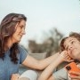 Sfaturi de parenting de la o mamă de 6 adolescenți: „A fi prezent în fiecare moment al vieții lor este cel mai bun sfat de parenting”