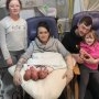 Se întâmplă o dată la 200 de milioane de nașteri: Aceste triplete identice au scris istorie în Anglia!