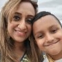 O mamă și fiul ei au fost diagnosticați cu o boală rară: „Vreau să știe cât de puternic poate fi”
