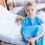 Șocul unor părinți când au descoperit că fiul lor avea cancer. "Credeam că are un virus la stomac"