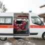 Patru copii au ajuns în stare gravă la spital după ce mama lor i-a spălat cu un insecticid pentru a-i scăpa de păduchi