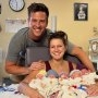Trăiește un miracol! O mamă aduce pe lume cvintupleți după ani întregi de infertilitate