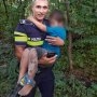 Un jandarm a reușit să salveze viața unui băiețel dispărut de câteva zile. "În momentul în care l-am luat în brațe s-a lipit de mine și s-a agățat cu mânuțele strâns"