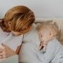 Vorbitul în somn la copii: cauze și motive de îngrijorare