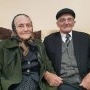 Maria și Ioan Olariu sunt căsătoriți de 70 de ani și încă își mai aduc aminte cu drag de începuturile poveștii lor. „La sfat a cerut voie la tata să mă ducă până acasă”