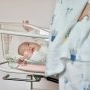 Bebeluşul „răpit" maternitatea din Bacău a fost, de fapt, vândut. Mama este acum anchetată de autorități