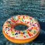 Un copil de 3 ani a murit înecat în piscina unei pensiuni. Familia este în stare de șoc