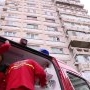 Un copil de 9 ani din Alba Iulia a căzut de la etajul doi al blocului unde locuiește. Era conștient când a ajuns salvarea