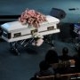 Un bărbat a fost condamnat pentru crimă după ce și-a ucis soția însărcinată. A fost eliberat mai devreme și și-a ucis din nou familia