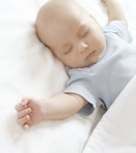6 trucuri eficiente pentru somnul linistit al bebelusului tau
