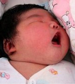 Bebe-record in China: O femeie a nascut un copil de 6 kilograme