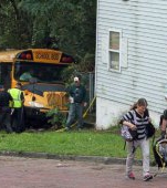 Soferita autobuzului de scoala isi sacrifica viata pentru a salva o fetita