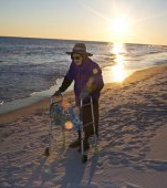 Un moment emotionant:  O femeie de 100 de ani a vazut oceanul pentru prima data!