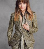 Dakota Johnson, intr-un interviu brutal de onest despre ea si rolul Anastasiei din 50 Shades of Grey