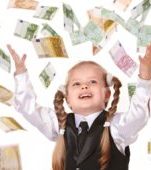 10 Jocuri prin care iti inveti copilul despre bani