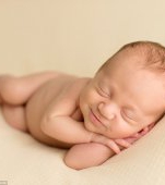 Nou proiect foto surprinde bebelusi dormind