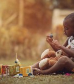 Momentele fericite ale copilariei, surprinse intr-un proiect fotografic adorabil