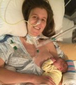 Putere de mama: mamica bolnava de ALS le incurajeaza pe femei sa alapteze