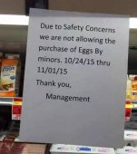 Un supermarket din Pennsylvania nu vinde oua minorilor in saptamana Halloween-ului