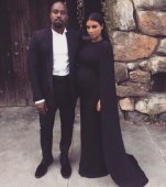 Vesti importante pentru fani: Kim Kardashian a nascut un baietel!
