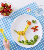 30 de idei de aranjare a legumelor si fructelor pe farfurie pentru copiii mofturosi