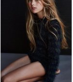 Kristina Pimenova, cea mai frumoasa fata din lume, a primit un contract de modeling la numai 10 ani
