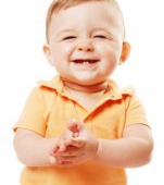 Aparitia dintilor la bebelusi: ghid pe luni