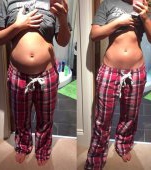 O bloggeriță de fitness postează o poză reală: Nu sunt însărcinată, sunt doar balonată