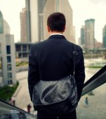 Studiu: hainele pe care le porți îți pot influența modul de a gândi