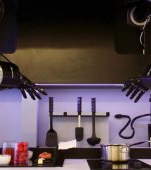 Prima bucătărie robotizată este aici. Un Master Chef la tine acasă