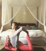 Alăptarea dusă pe culmile Yoga. Extrem sau nu?